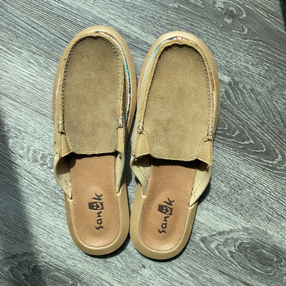 Women’s Slip on Sanuks